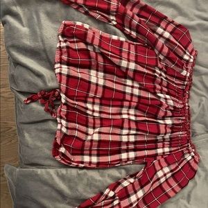 hollister off the shoulder top